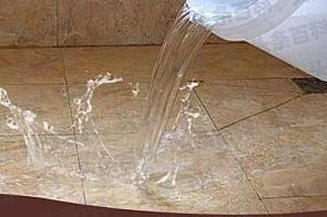 泉港漏水维修 免砸砖防水材料该如何施工